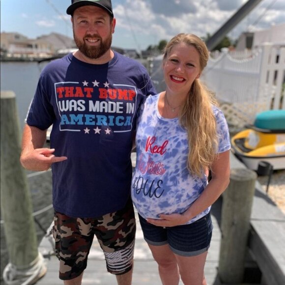 Time And Tru | "Red, White and Due" Pregnancy Anouncement Tee | Size Small - Picture 1 of 8